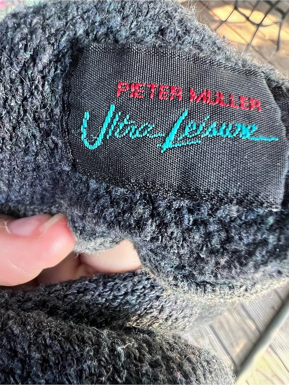 Peter Millar Cowl Neck Sweater Gray & Black Large - Picture 3 of 5